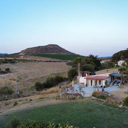 Elisa Di Tres Montes, Vista Mare E Tramonti