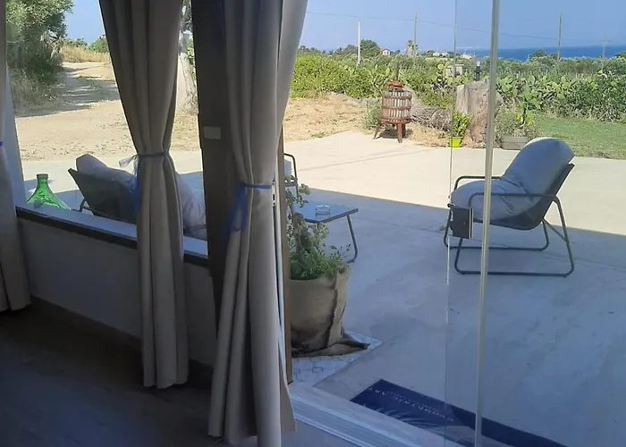 Elisa Di Tres Montes, Vista Mare E Tramonti